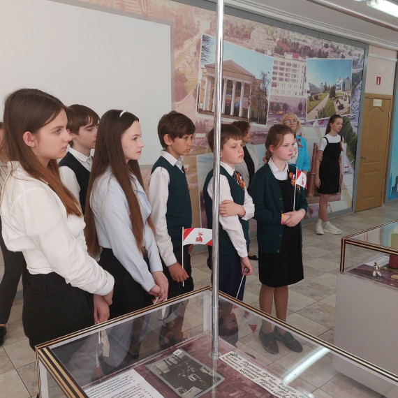 КОМАНДА ШКОЛЫ - ПРИЗЁРЫ РЕГИОНАЛЬНОГО ЭТАПА ВСЕРОССИЙСКОГО КОНКРСА МУЗЕЕВ.